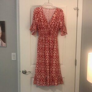 NWOT Cute little midi dress NEVER WORN!